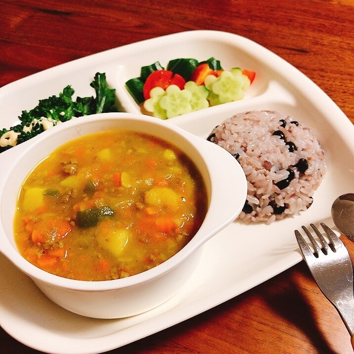 離乳食を終えた1歳児からのカレー レシピ 作り方 By Emi S Kitchen 楽天レシピ 離乳食を終えた1歳児からのカレー レシピ 作り方 By Emi S Kitchen 楽天レシピ